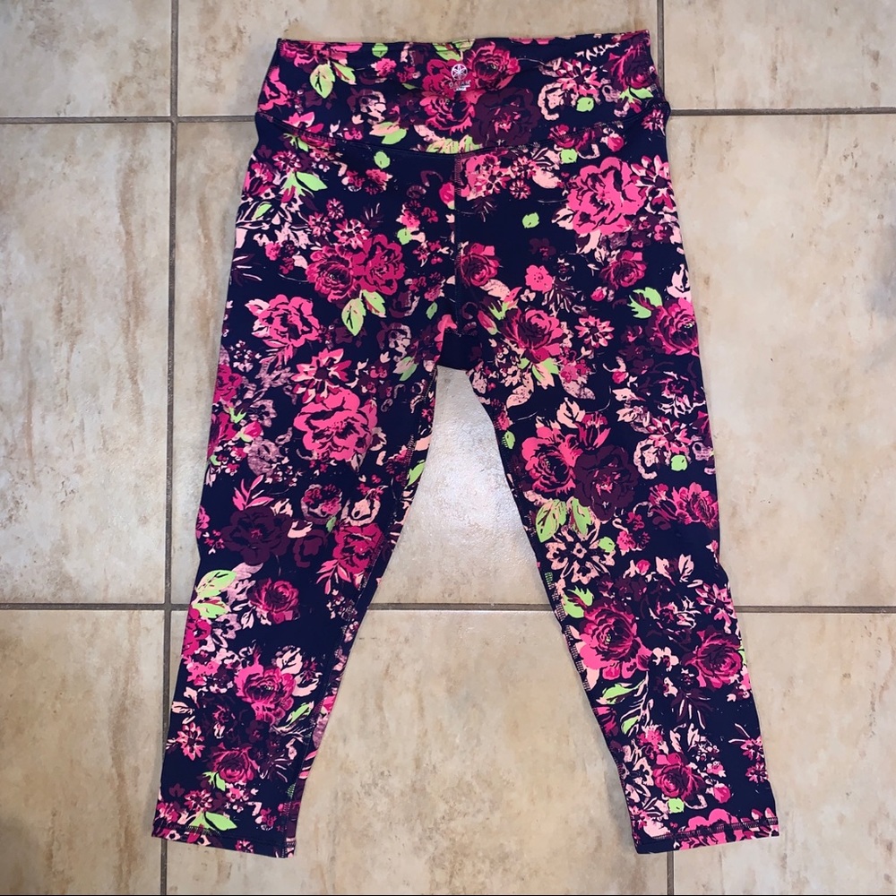 GAIAM Capri Leggings